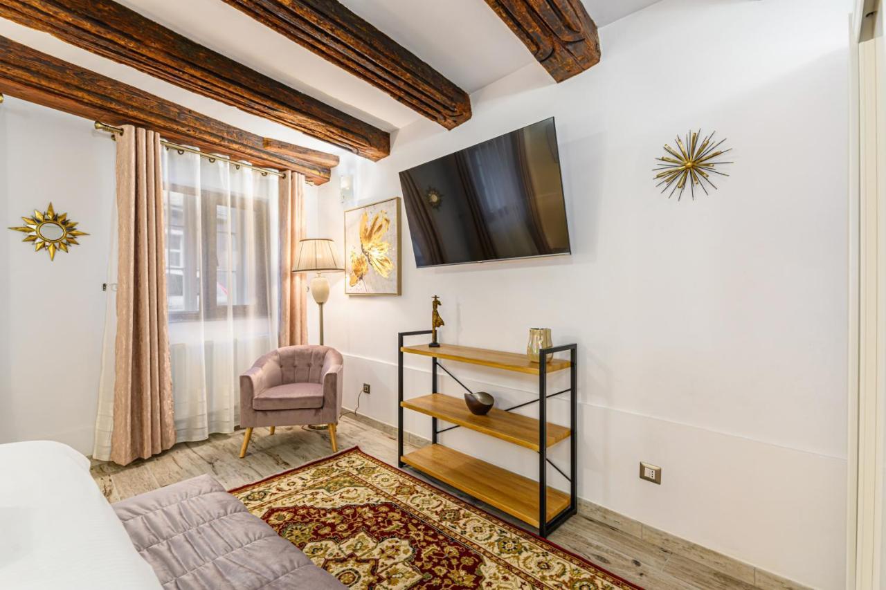 Dimora Np - Brasov Apartment Екстериор снимка